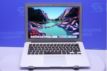 Ноутбук Б/У Apple Macbook Air 13 A1466 (2017)