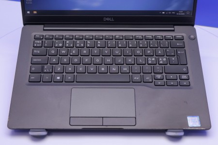 Ноутбук Б/У Dell Latitude 7300