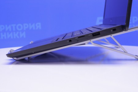 Ноутбук Б/У Dell Latitude 7300