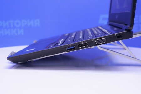 Ноутбук Б/У Fujitsu Lifebook U727