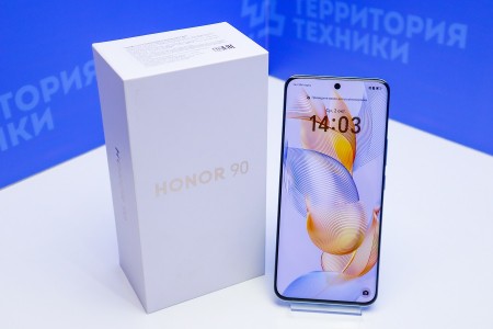 Смартфон Б/У HONOR 90 8GB/256GB (арктический лед)